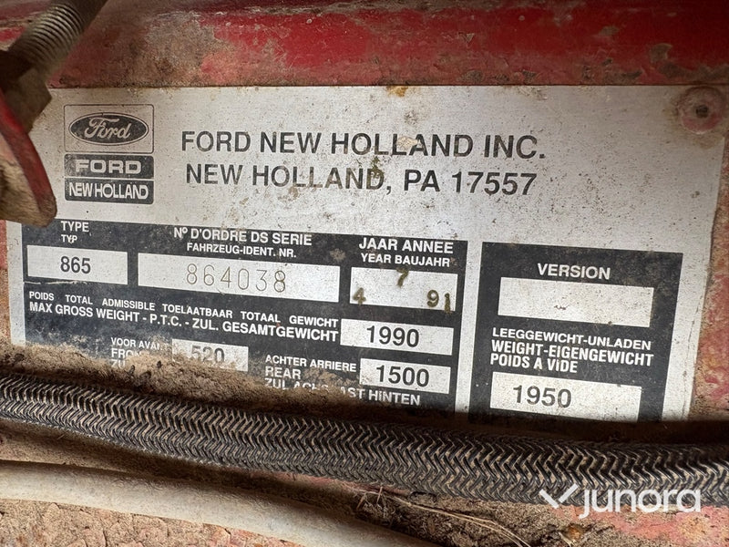 Rundbalspress New Holland 865