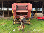 Rundbalspress New Holland 865
