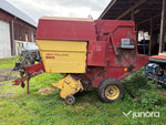 Rundbalspress New Holland 865