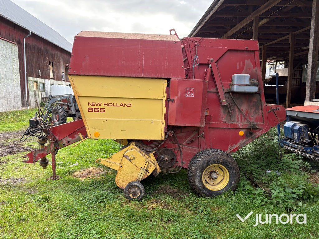 Rundbalspress - New Holland, 865