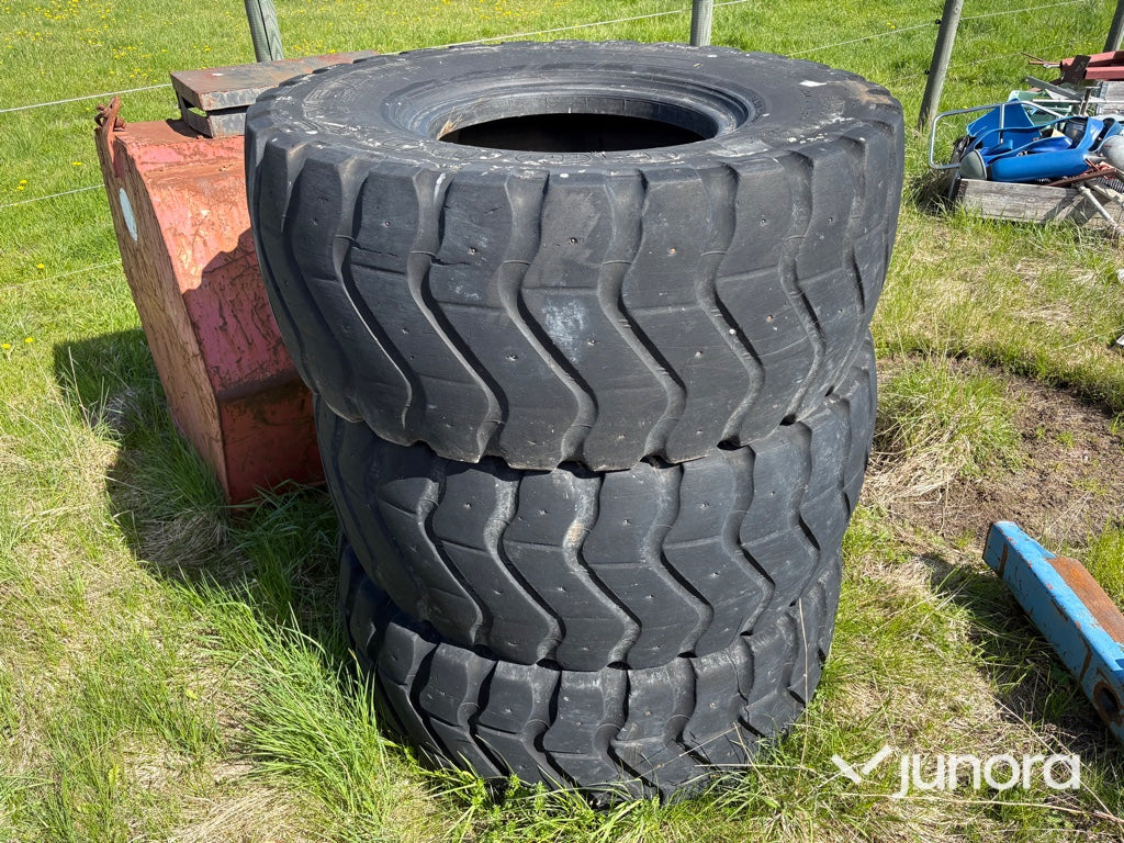 Entreprenaddäck - 20.5 R25, 3 st