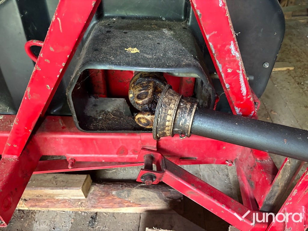 Slotterbalk YLÖ LN-185