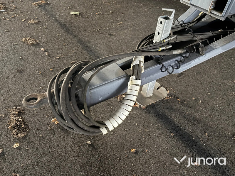 Lastväxlarvagn med flak - Metsjö MetaFlex 50-60