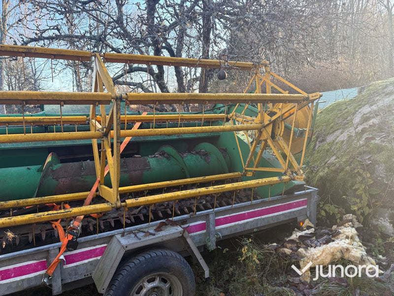 Skärbord - Till Skördetröska, S830 BM