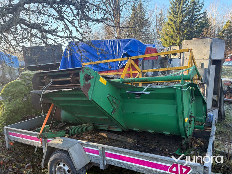 Skärbord - Till Skördetröska, S830 BM