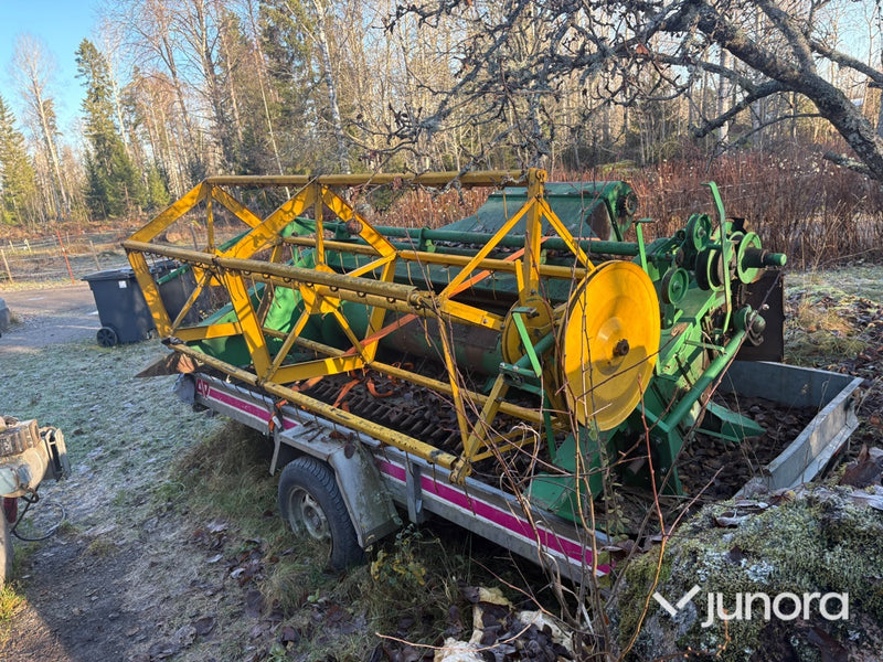 Skärbord - Till Skördetröska, S830 BM