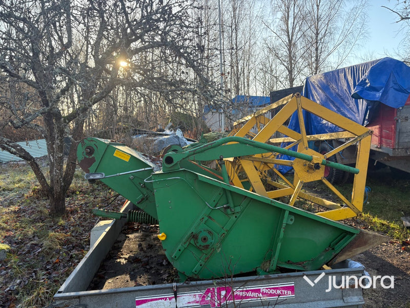 Skärbord - Till Skördetröska, S830 BM