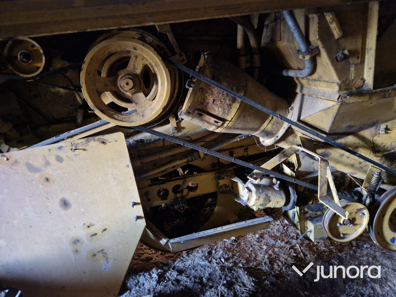 Tröska - New Holland TF 46