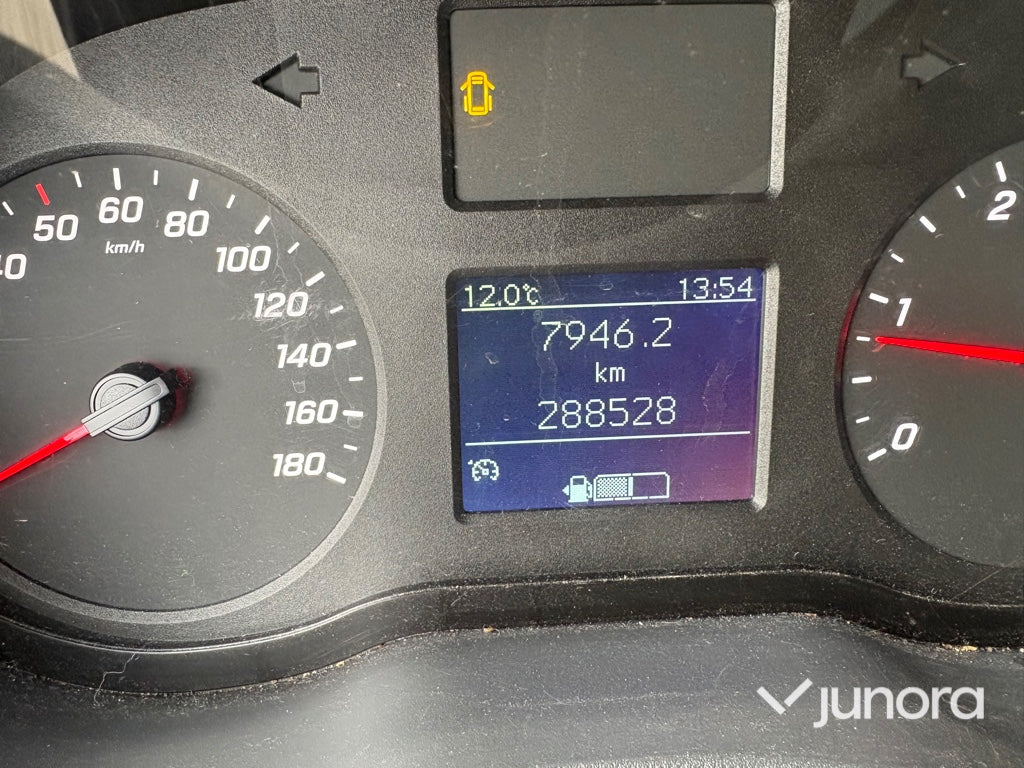 Lätt lastbil - Mercedes-Benz, Sprinter 3,5-T, Med bakgavellift