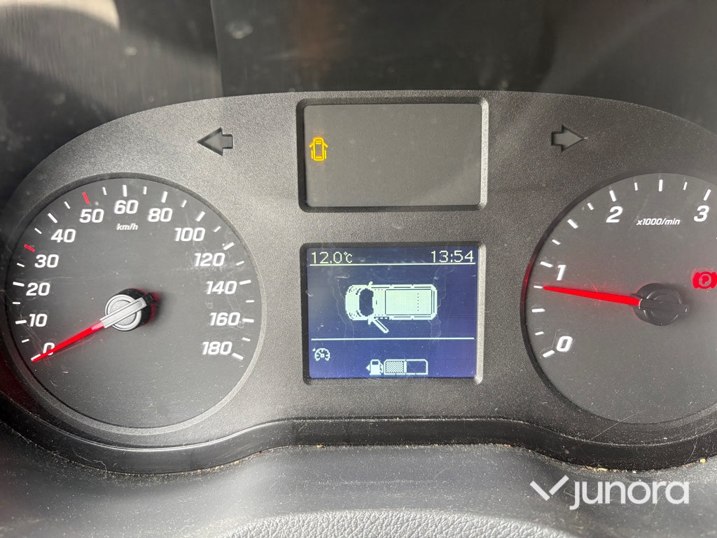 Lätt lastbil - Mercedes-Benz, Sprinter 3,5-T, Med bakgavellift