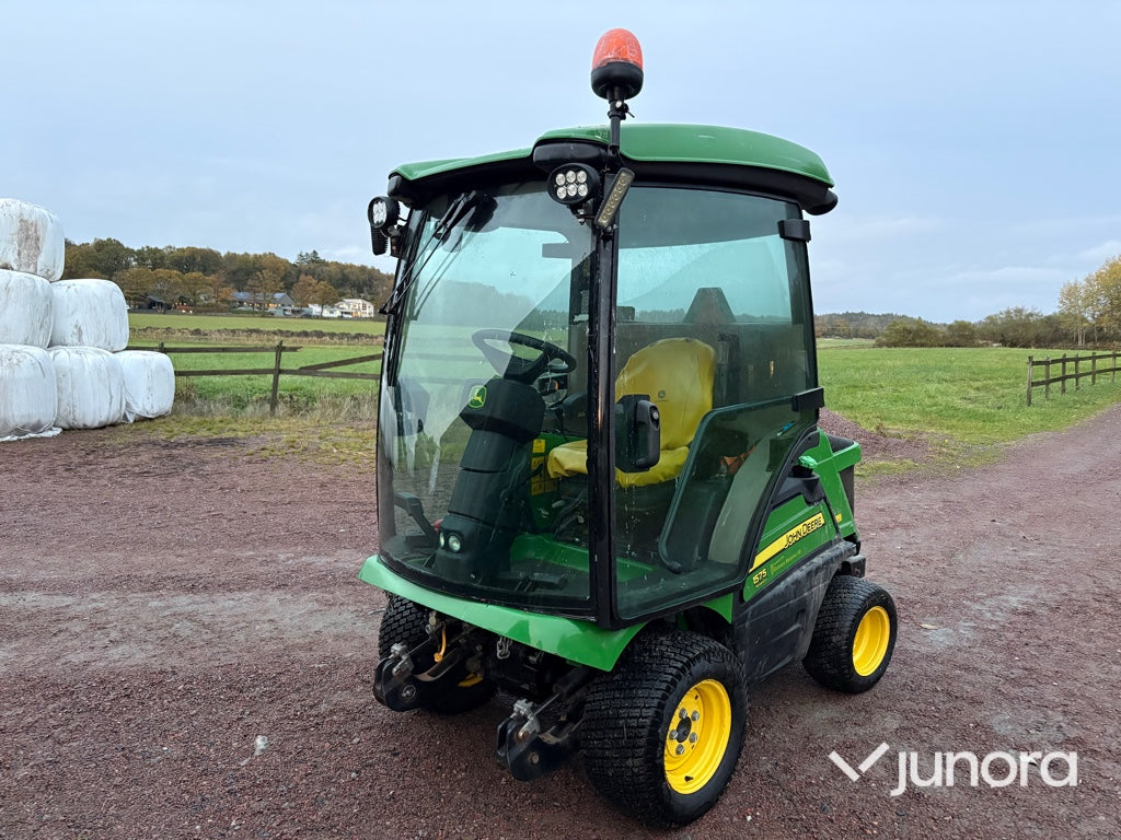 Redskapsbärare John Deere 1575