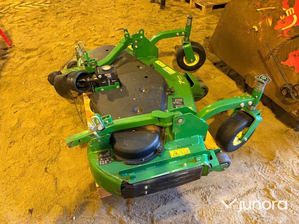 Redskapsbärare John Deere 1575