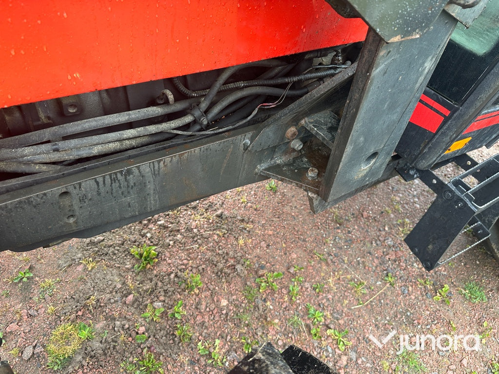 Valtra 900 med lastare