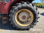 Traktor IH 685XL internationell med Trima fronlyft