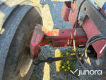 Traktor IH 685XL internationell med Trima fronlyft