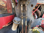 Traktor IH 685XL internationell med Trima fronlyft