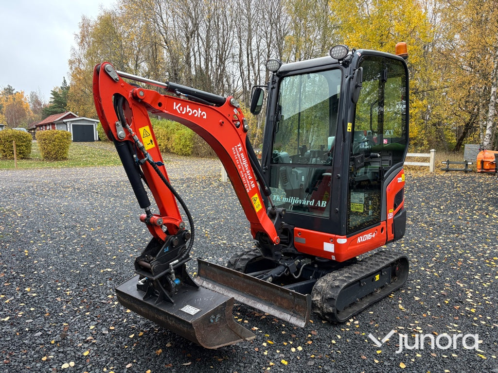 Grävmaskin Kubota KX016-4 med redskap