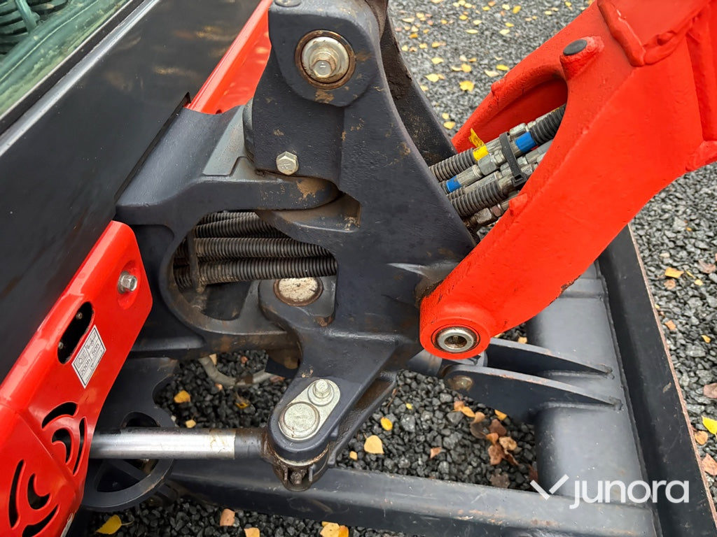 Grävmaskin Kubota KX016-4 med redskap