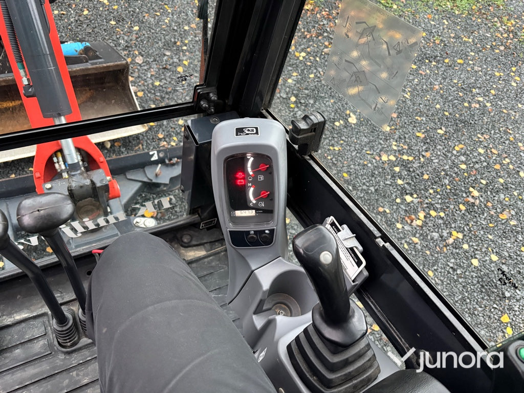 Grävmaskin Kubota KX016-4 med redskap