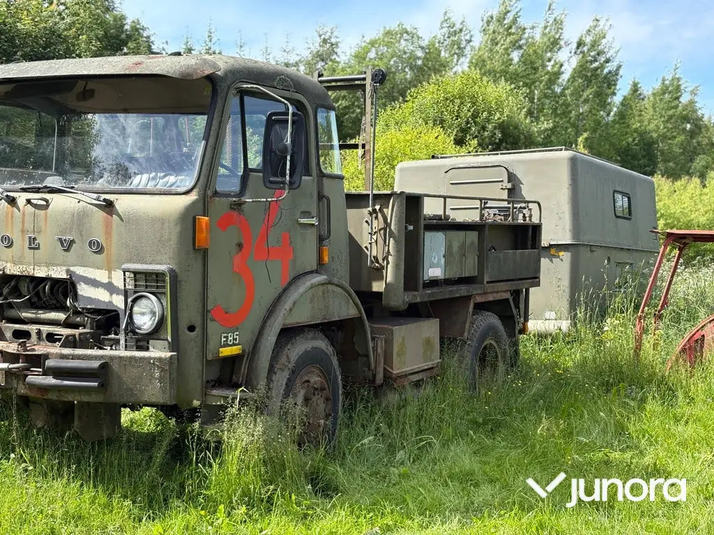 Veteranlastbil  - Volvo F85 + verktygsvagn 2