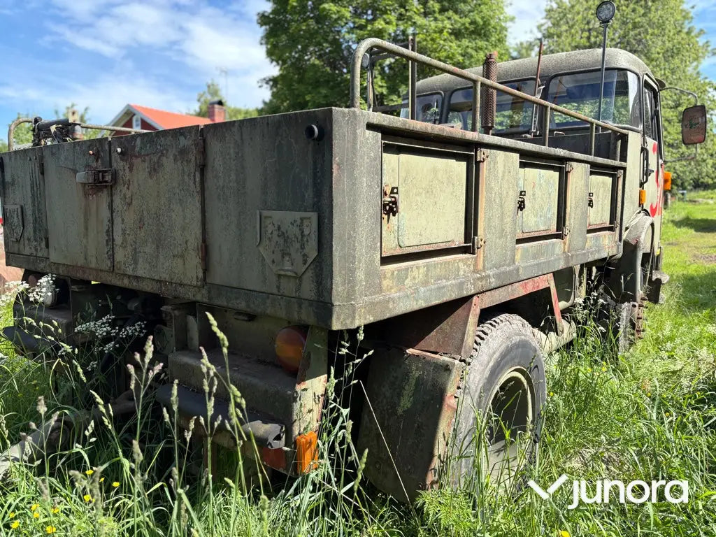 Veteranlastbil  - Volvo F85 + verktygsvagn 2