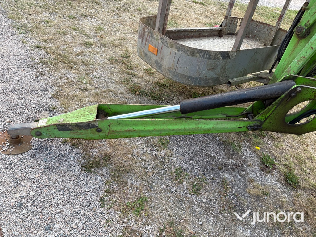 Släpvagnslift - Niftylift 140H / TM40