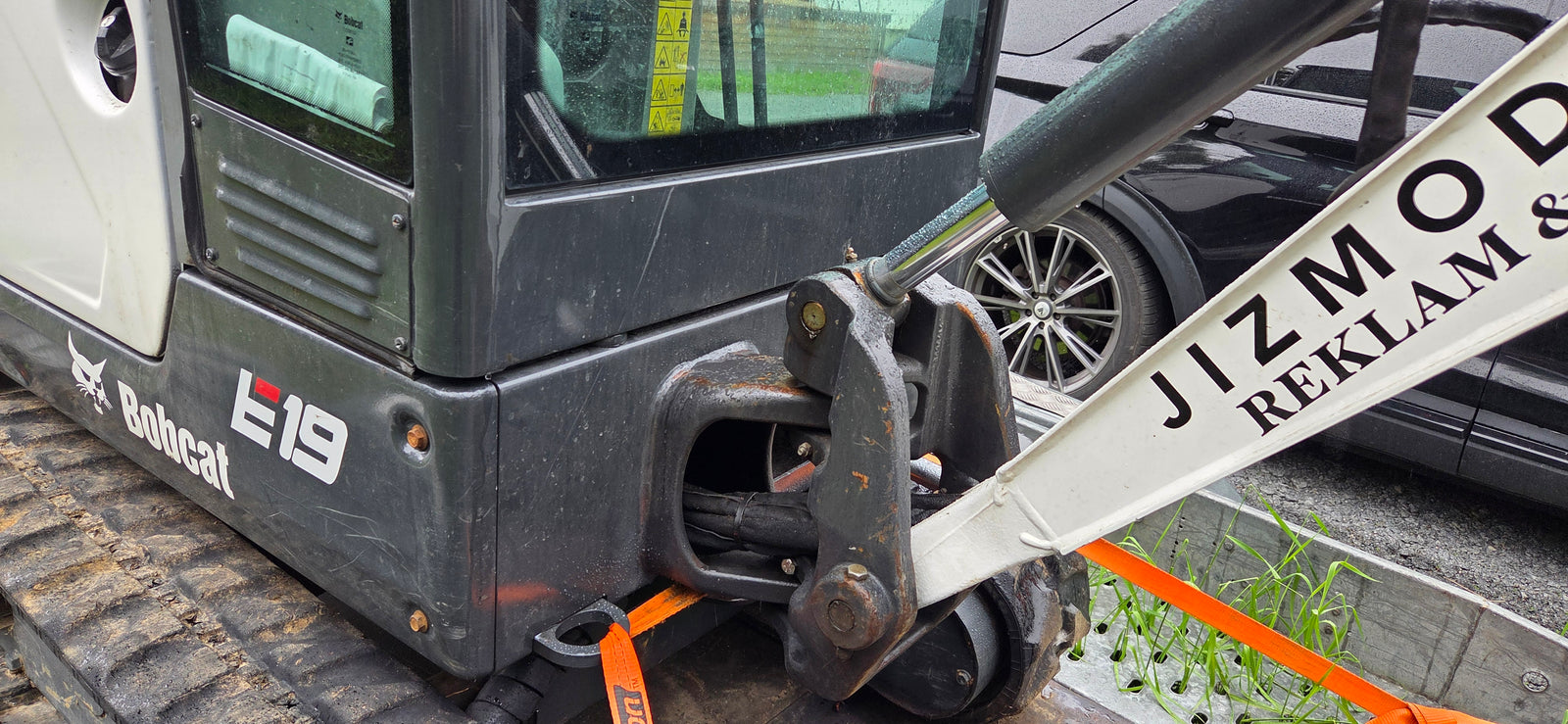 Bobcat E19 inkl släp.