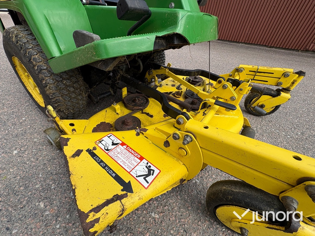 Frontklippare - John Deere, F525