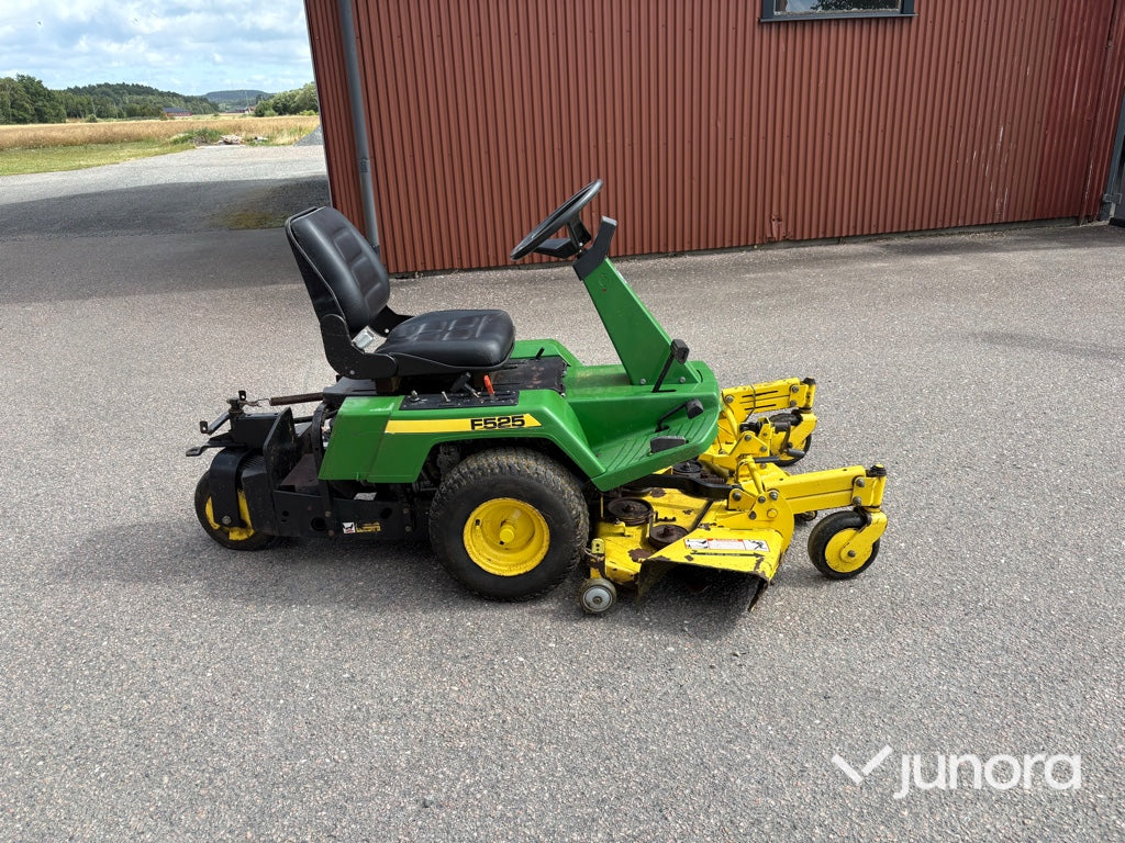 Frontklippare - John Deere, F525