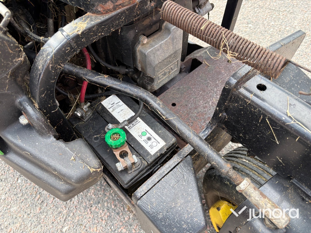 Frontklippare - John Deere, F525