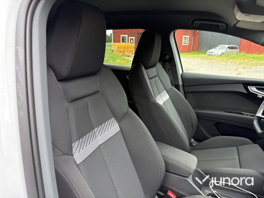 Personbil - Audi,  Q4 e-tron