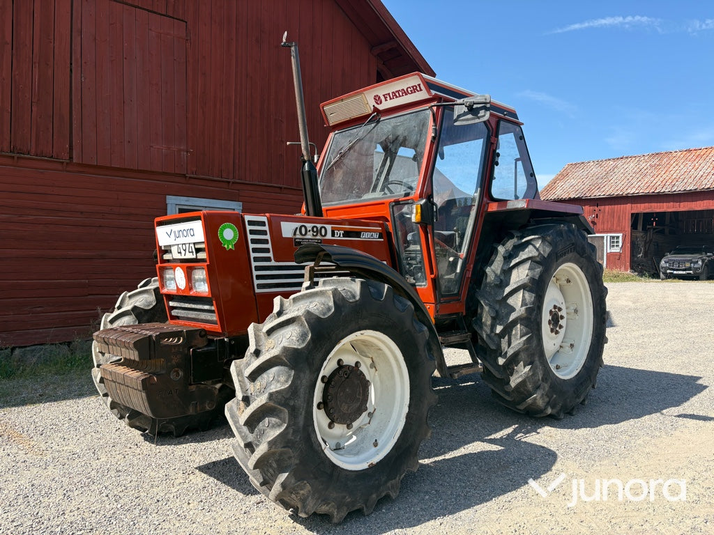Traktor - Fiat, 70-90 DT