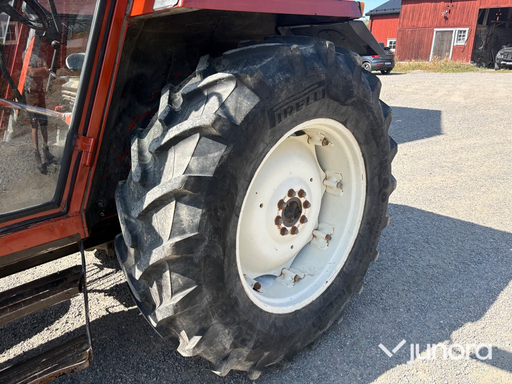 Traktor - Fiat, 70-90 DT