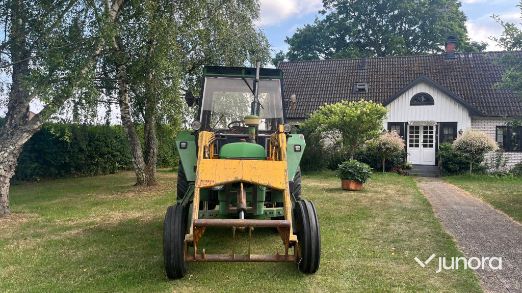John Deere 2030
