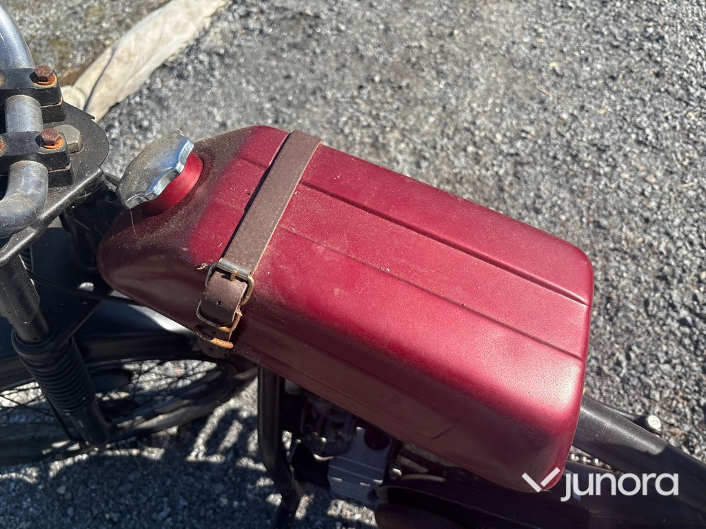 Moped - Jawa, 210