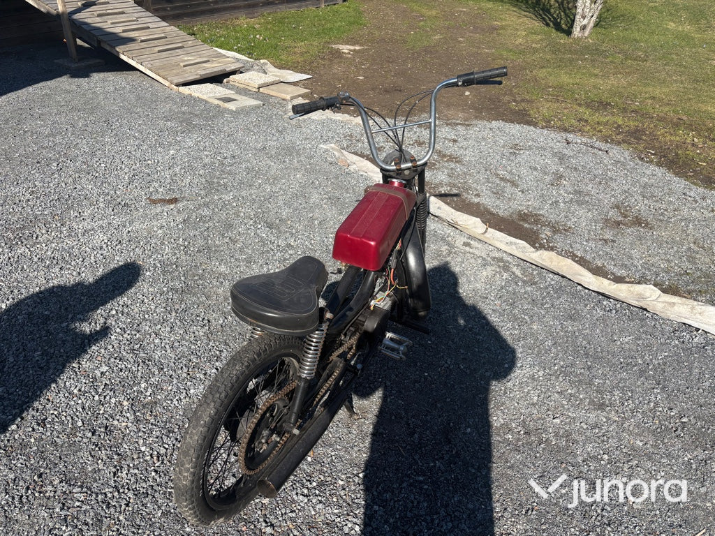 Moped - Jawa, 210