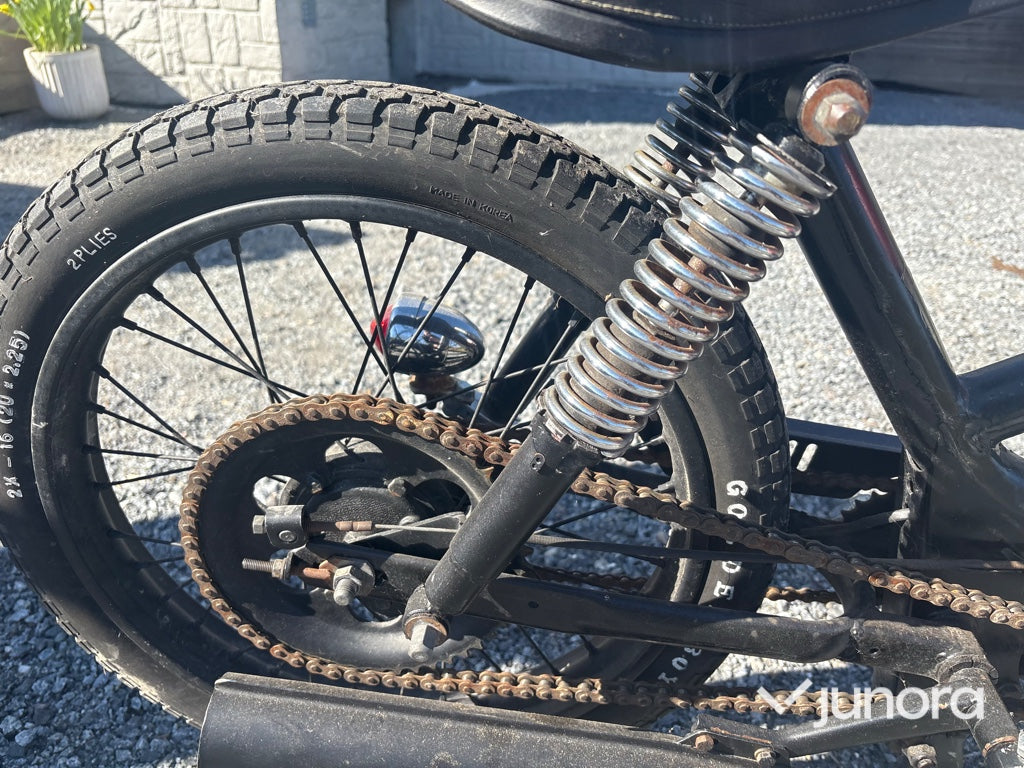 Moped - Jawa, 210