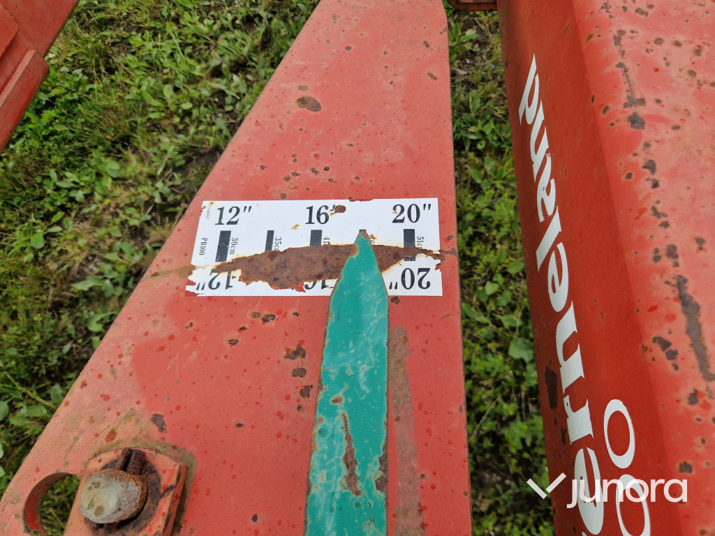 Delburen Växelplog 7-Skärig Kverneland PB 100