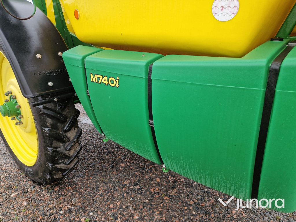 Växtskyddsspruta - John Deere, M740i