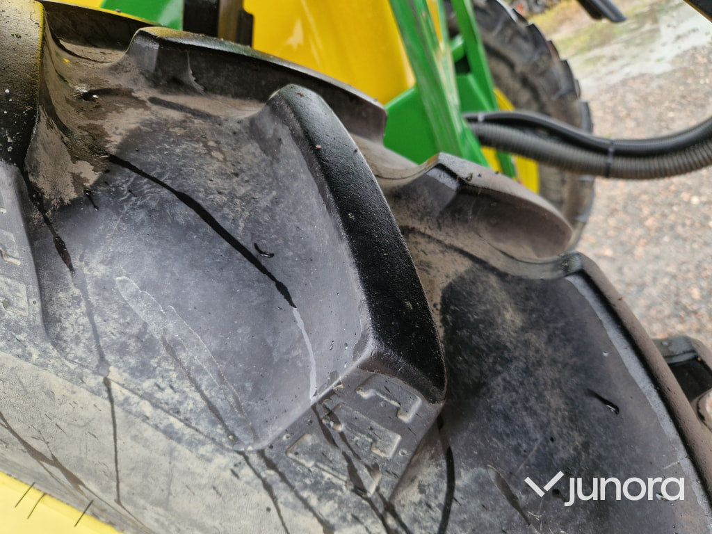 Växtskyddsspruta - John Deere, M740i