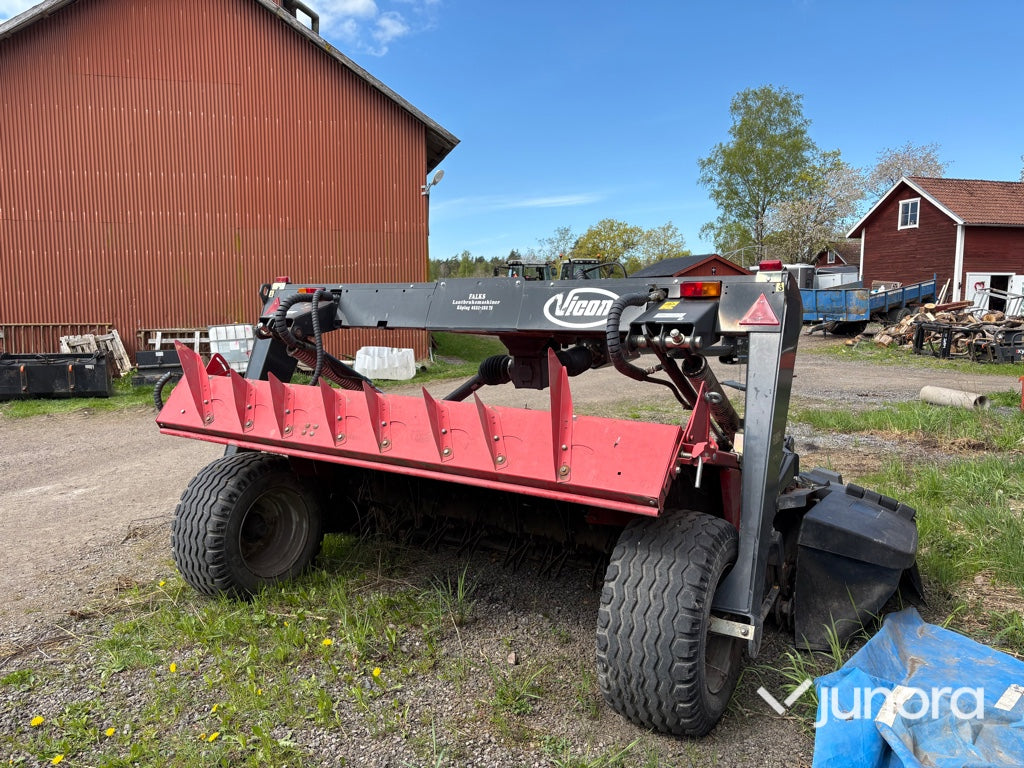 Slåtterkross - Vicon, Extra 932CT