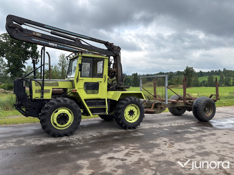 MB Trac 800 med Mowi kran och vagn