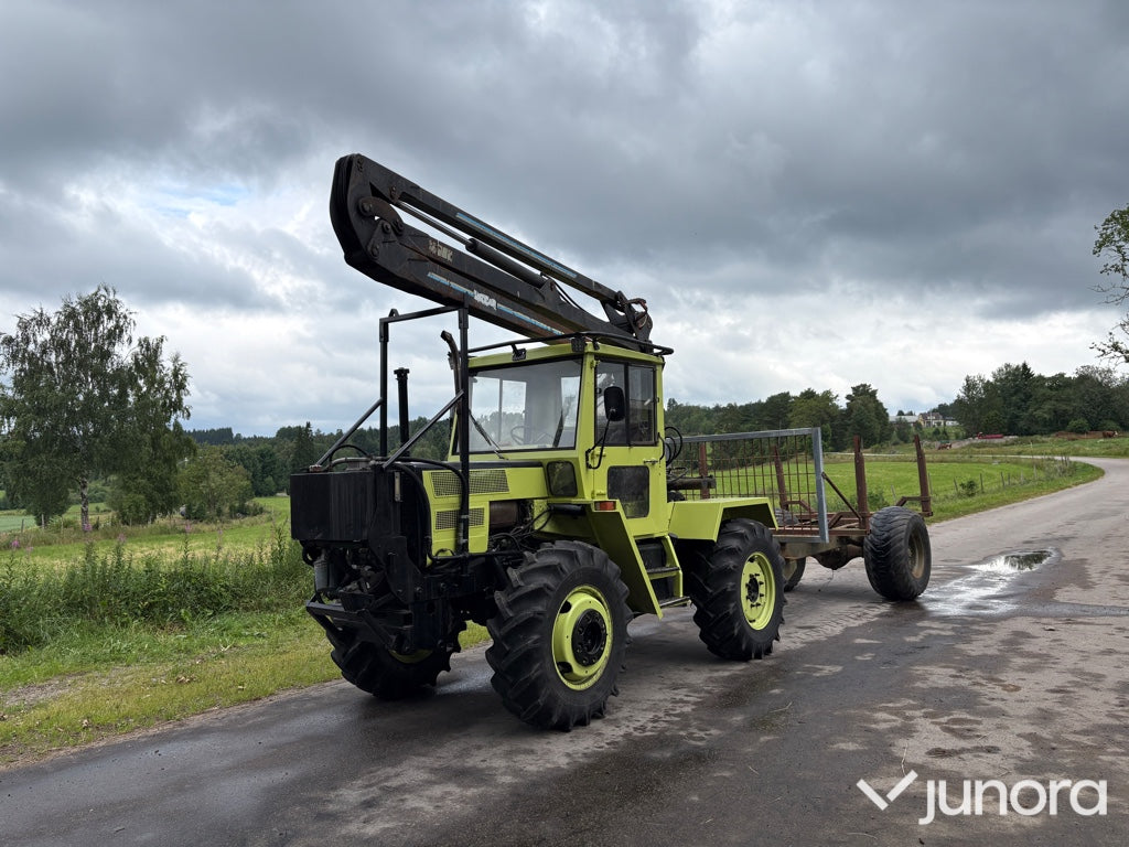 MB Trac 800 med Mowi kran och vagn