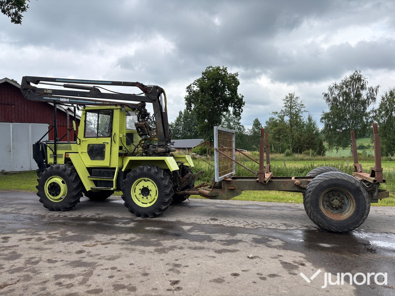 MB Trac 800 med Mowi kran och vagn