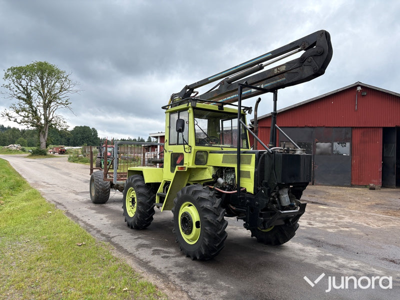 MB Trac 800 med Mowi kran och vagn