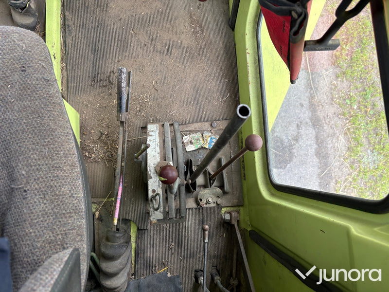 MB Trac 800 med Mowi kran och vagn