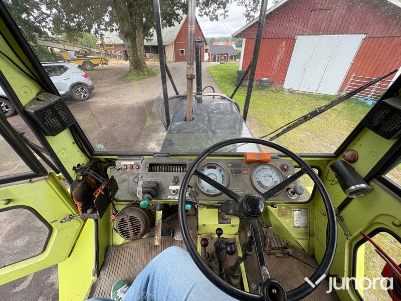 MB Trac 800 med Mowi kran och vagn
