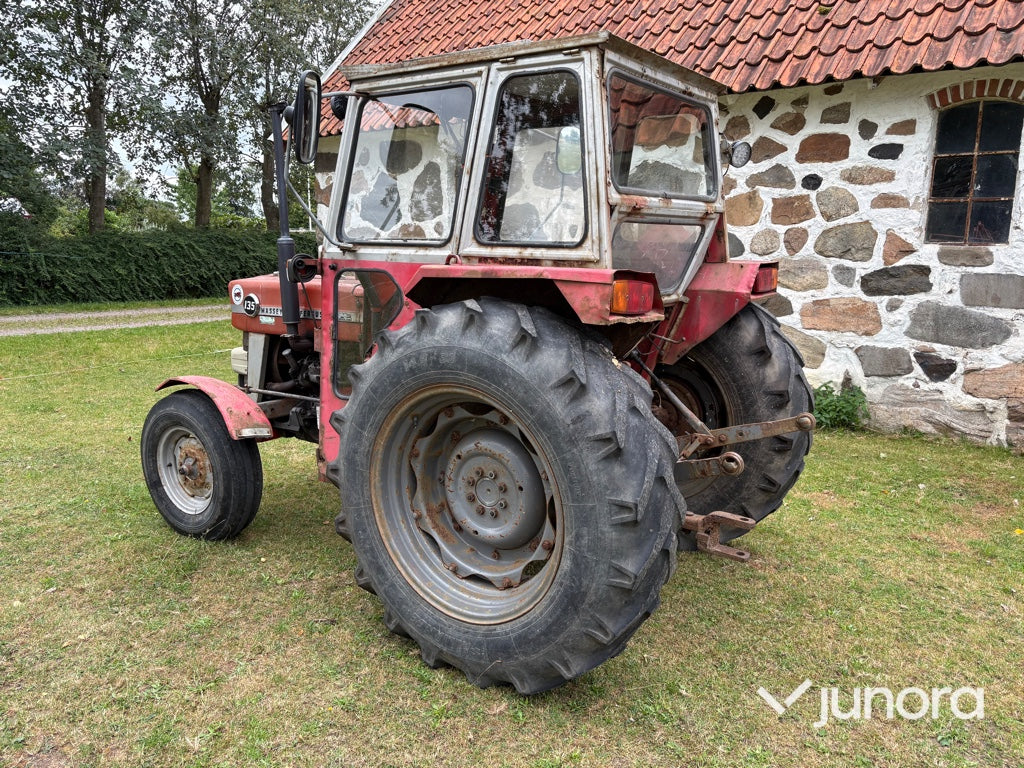Traktor - Massey Ferguson, 135 Special 8-VX