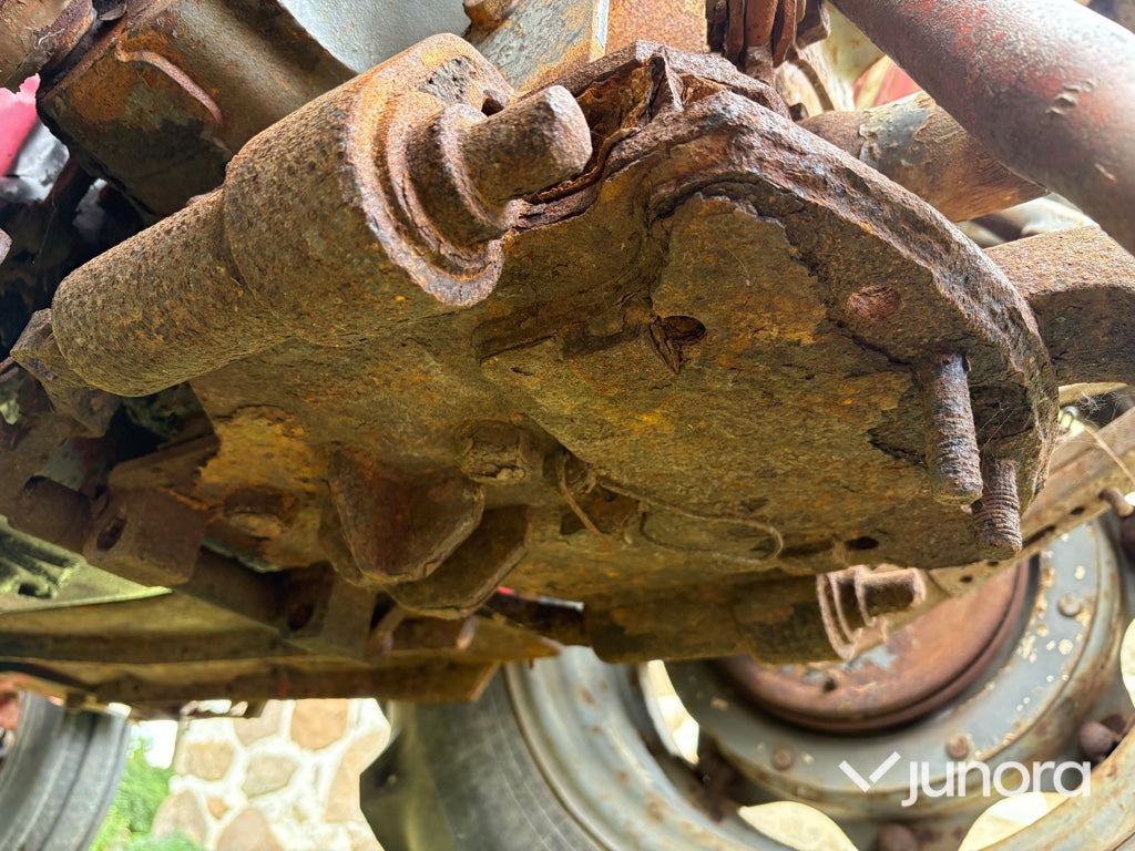 Traktor - Massey Ferguson, 135 Special 8-VX