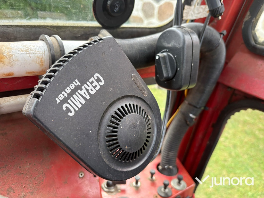 Traktor - Massey Ferguson, 135 Special 8-VX
